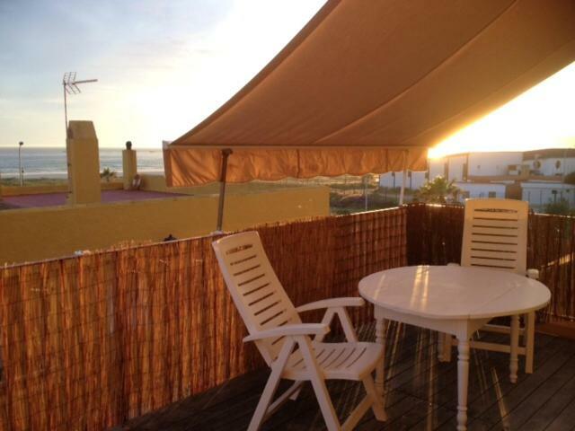 Tarifa Beach Apartment With Ocean Views And Pool Bagian luar foto